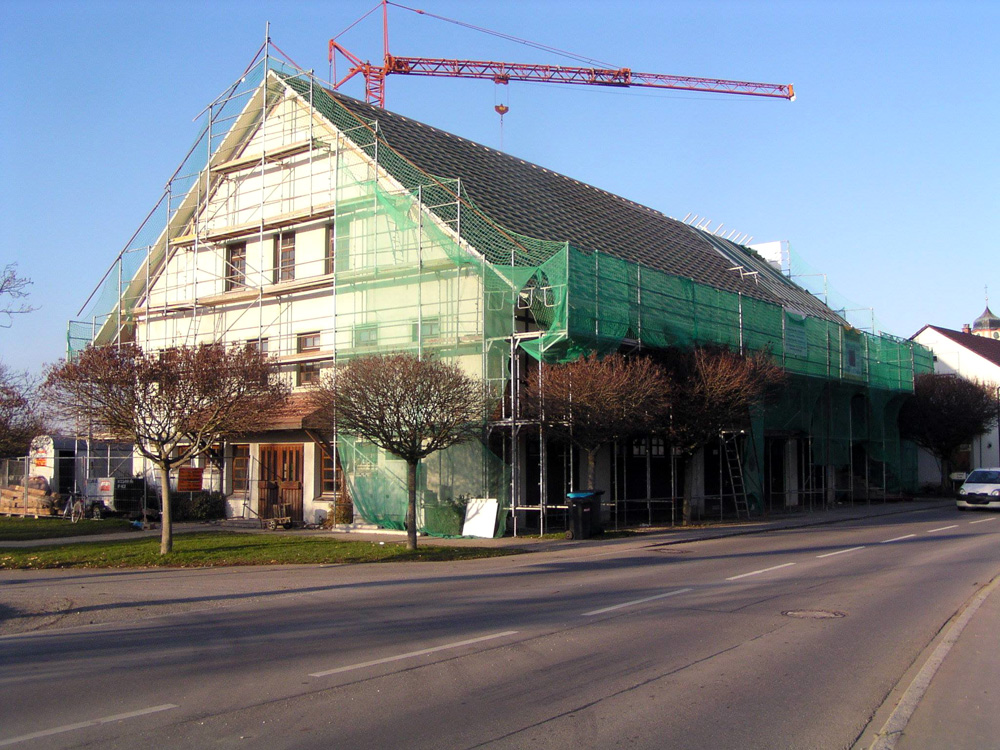 Projektarbeit von Karl Meschenmoser Gerüstbau GmbH - Gerüste für Dacharbeiten in Bad Saulgau